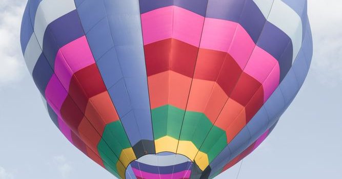 Ballongflygning i fantastisk miljö