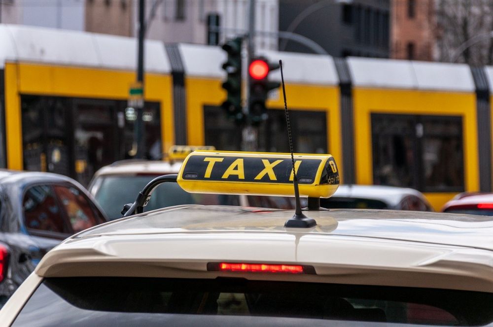 Taxi i Falkenberg: Så hittar du trygg och smidig transport på västkusten